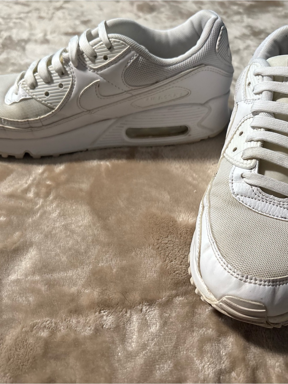 Nike Air Max 90 Triple White Next Nature Women's Size 10 DH8010-100 Low Top